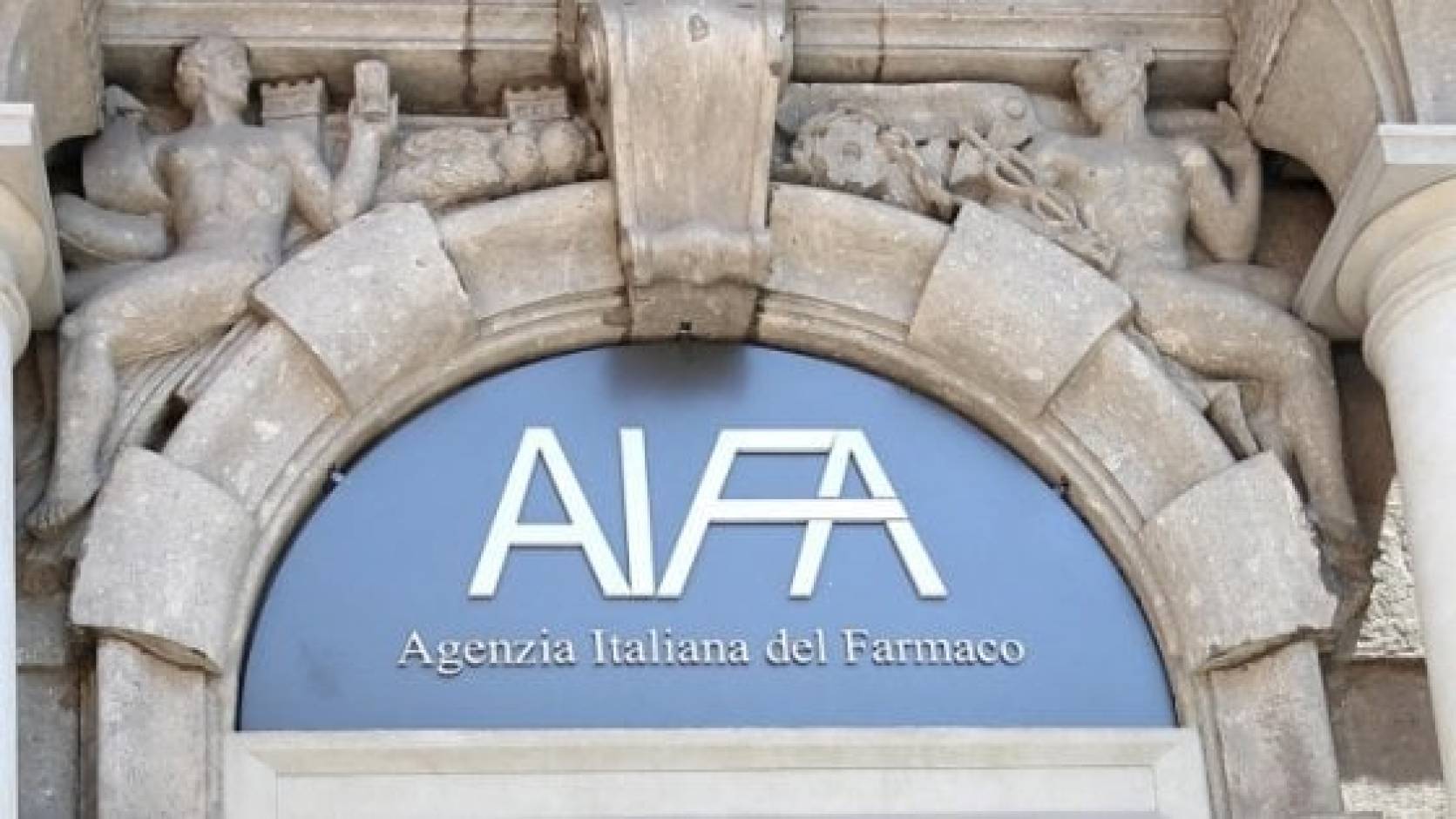 AIFA: Approvato il Regolamento della nuova Commissione Scientifico-Economica