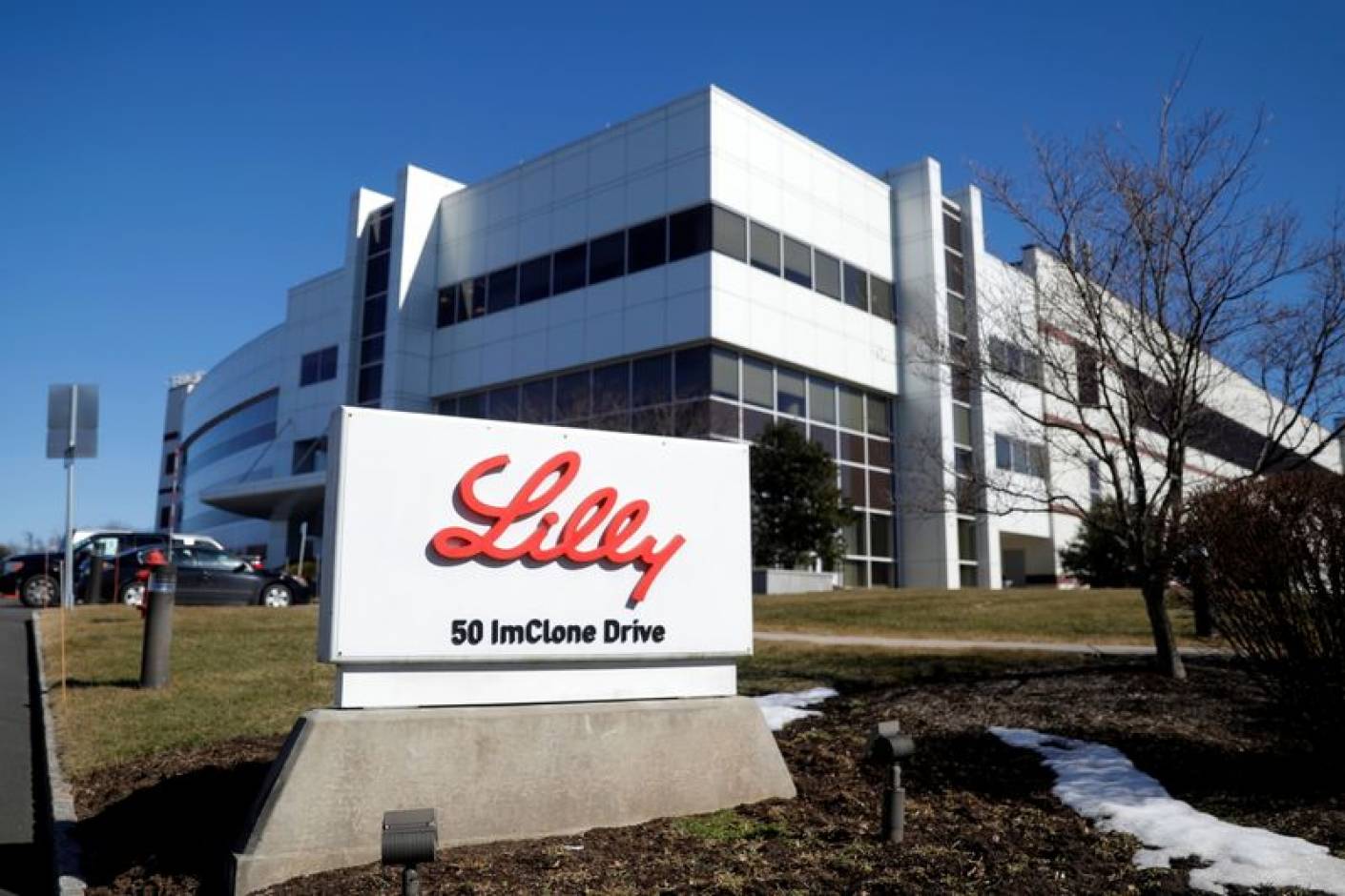  Farmaceutica: Eli Lilly investirà 27 mld dollari per 4 nuovi stabilimenti in Usa